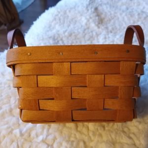 Longaberger Basket  Signed JED 1994 with plastic insert #10740 Tea Basket